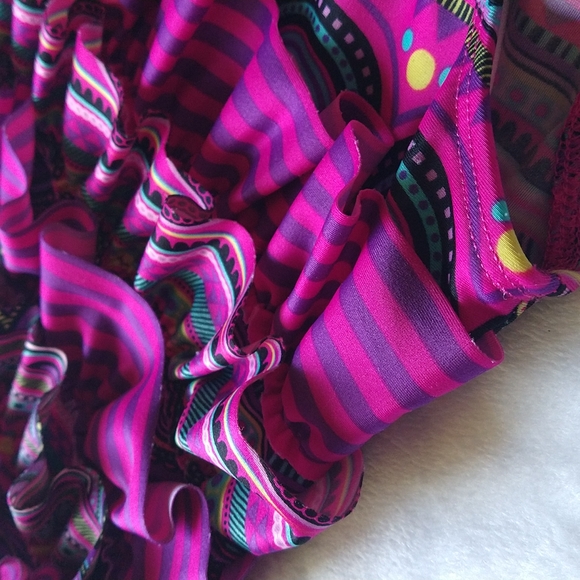 3T: MULTICOLOR SWIM SUIT. Cat & Jack - Picture 4 of 7